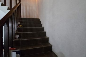 TAMAN BISTARI MENGLEMBU