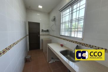 TAMAN LAPANGAN KIARA