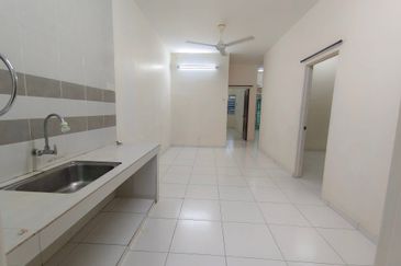 TAMAN LAPANGAN KIARA