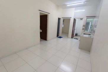 TAMAN LAPANGAN KIARA