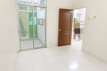 TAMAN LAPANGAN KIARA