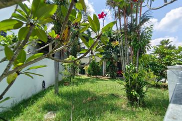 PASIR PUTEH/PENGKALAN