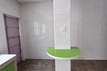 Taman Pengkalan Barat