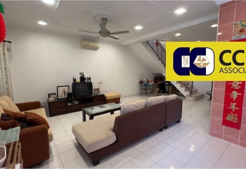 Panorama Lapangan Perdana