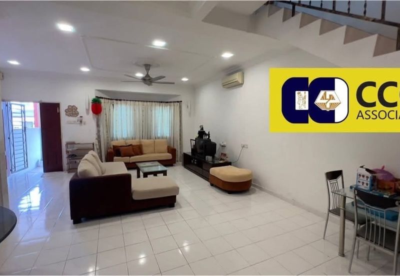 Panorama Lapangan Perdana