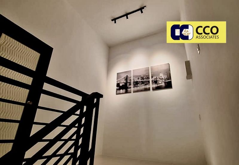 TASEK AVENUE RESIDENT