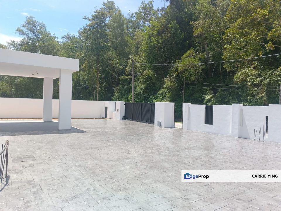 Meru Valley Brand New 3 Storey Bungalow House, Perak, Ipoh