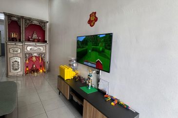 DESA LAHAT SRI -WANG