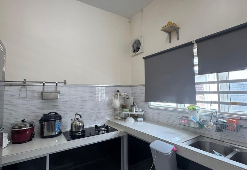 DESA LAHAT SRI -WANG