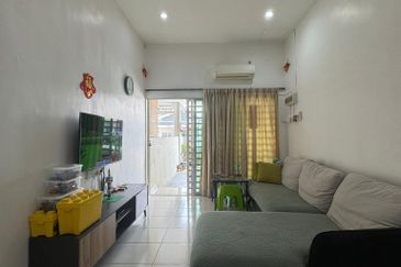 DESA LAHAT SRI -WANG