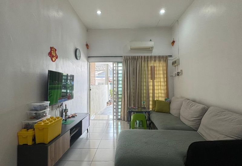 DESA LAHAT SRI -WANG