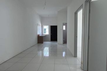 DESA LAHAT SRI -WANG