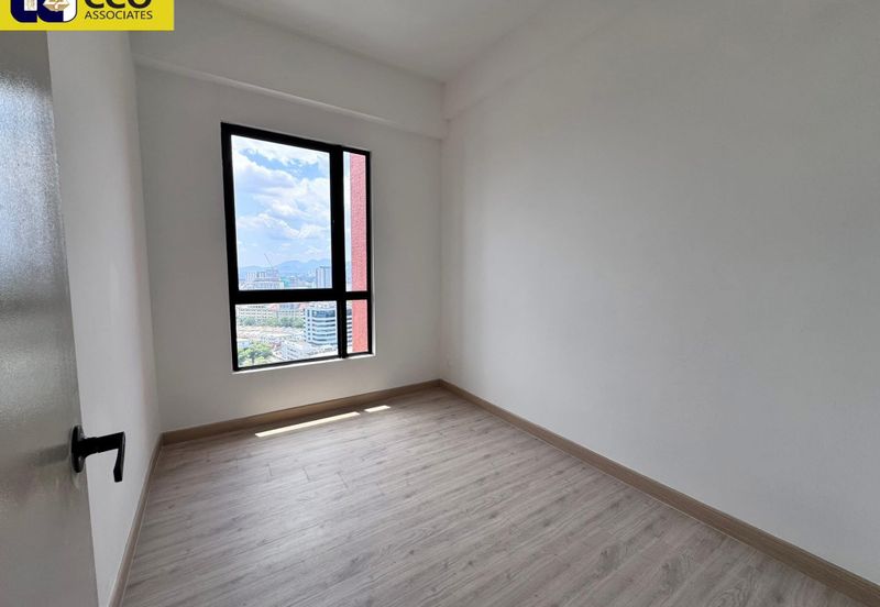 Piccadilly Service Residence @ Greentown