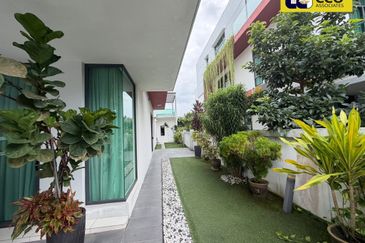 GOLFVIEW RESIDENCE, IPOH