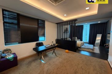 GOLFVIEW RESIDENCE, IPOH