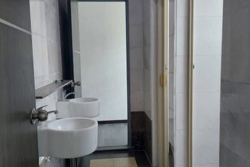 TAMAN SAVANA RESIDENCY @ TASEK.