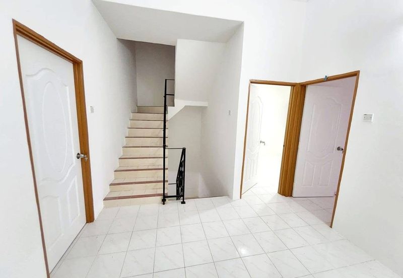 Panorama Lapangan Perdana