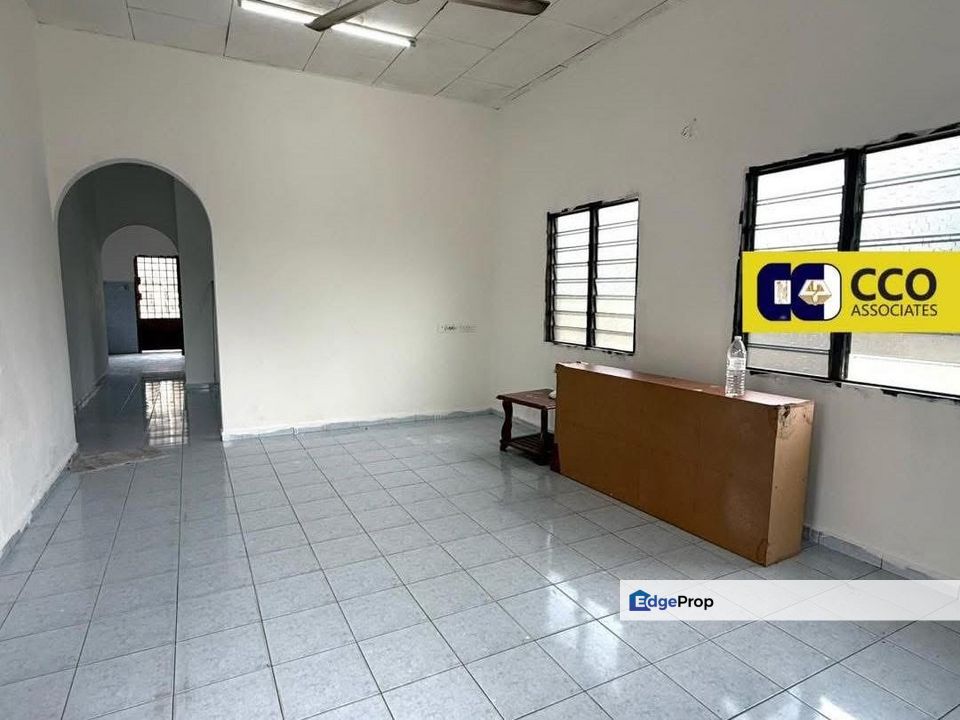 Buntong Single Storey Bungalow House For Sale , Perak, Ipoh