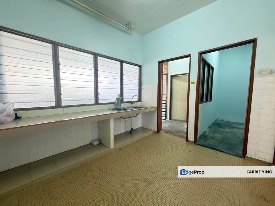 Gunung Rapat Pekan Razaki 2 Storey Terrace House, Perak, Ipoh