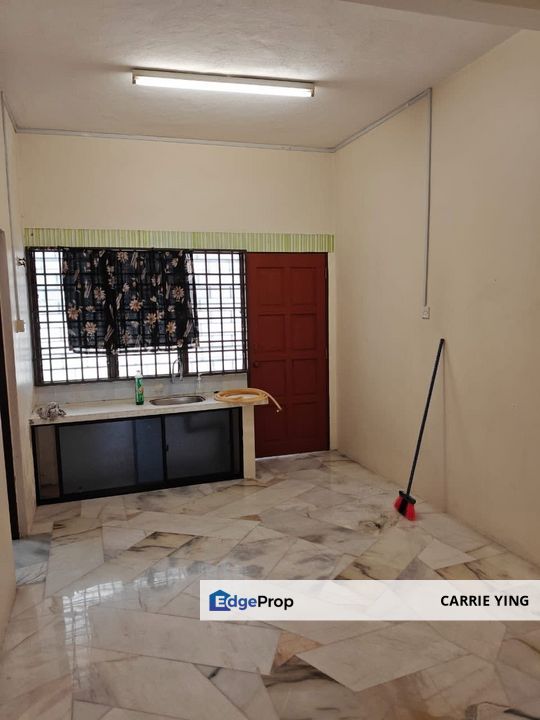 Taman Song Choon 2 Storey Terrace House, Perak, Ipoh