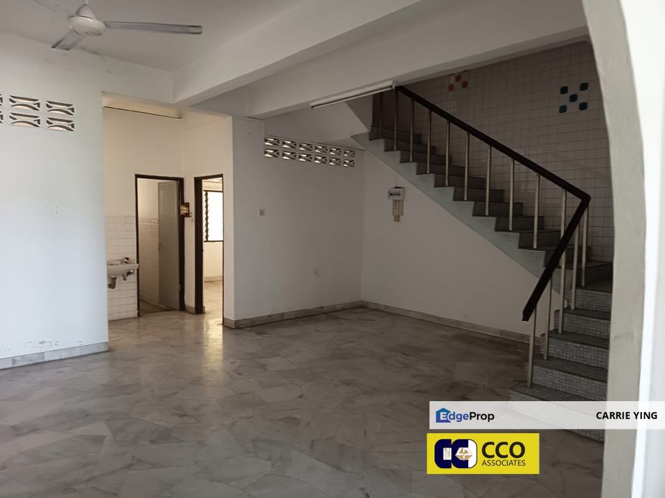 Jalan Kuala Kangsar Taman Wing Onn 2 Storey Terrace, Perak, Kinta