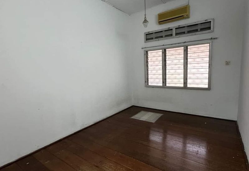 PASIR PUTEH/PENGKALAN