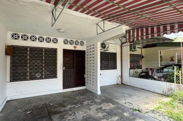 PASIR PUTEH/PENGKALAN