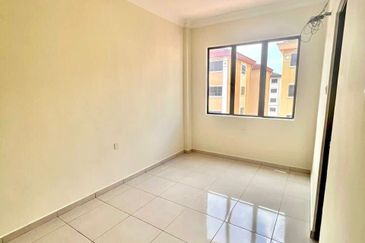 The Rayaria Condominium