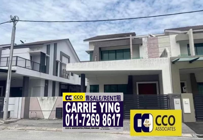 Panorama Lapangan Akasia @ Botani