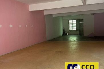 Pengkalan Station 18