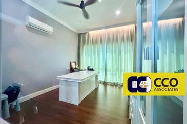 Panorama Lapangan Akasia @ Botani