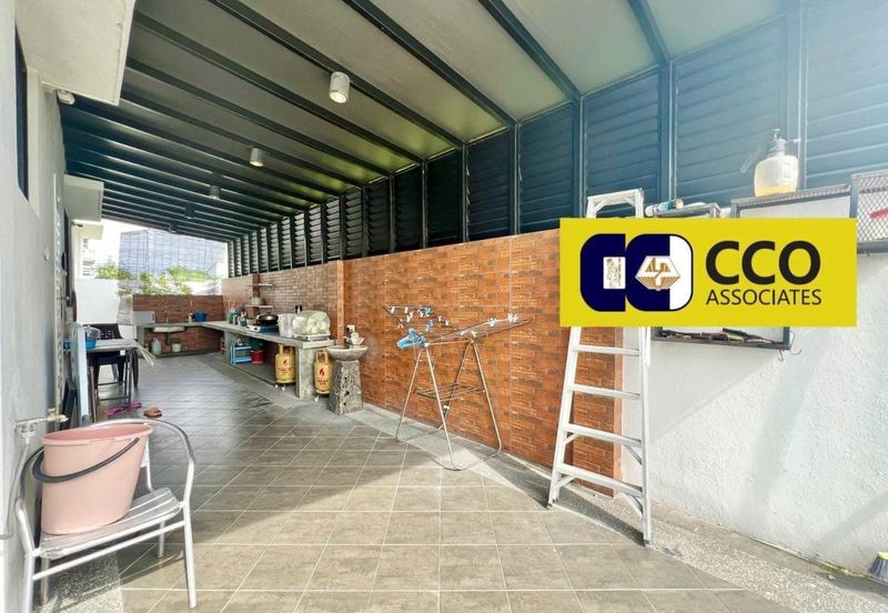 Panorama Lapangan Akasia @ Botani