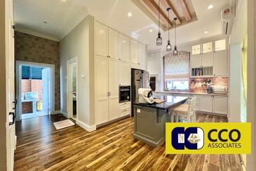 Panorama Lapangan Akasia @ Botani