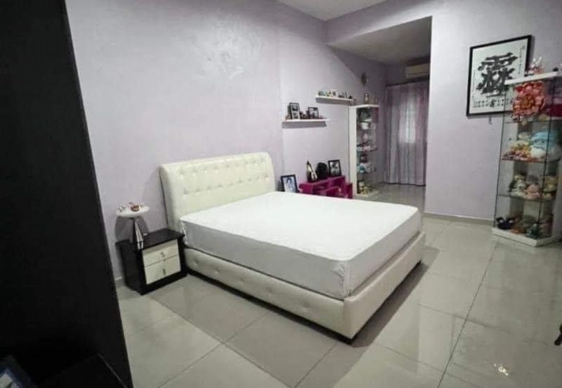 Taman Lapangan Hartamas Botani