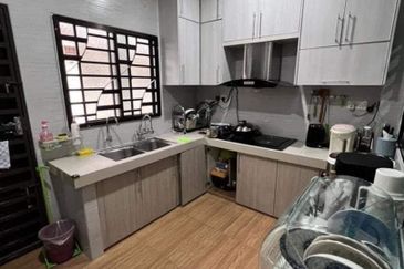 Taman Lapangan Hartamas Botani