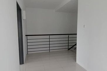 PANORAMA LAPANGAN SAUJANA (GREEN PARK)