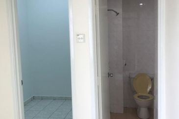 KONDOMINIUM DAMAIPURI