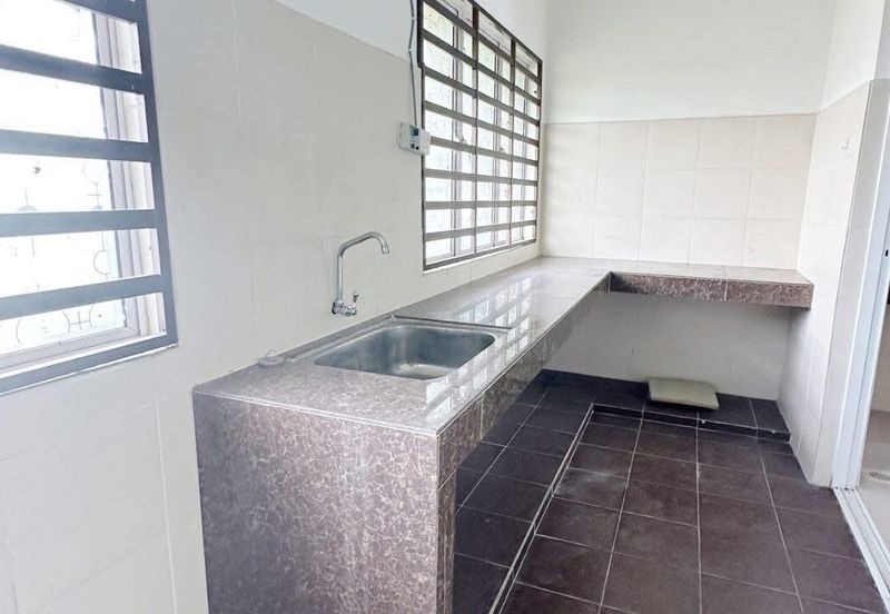 Taman Pengkalan Precinct 18