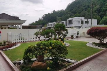 MERU VALLEY RESORT (GOLFVIEW TERRACE)