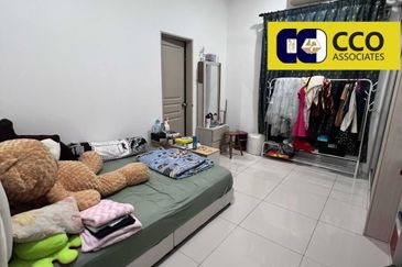 Dorset Place @ Taman Lapangan Setia