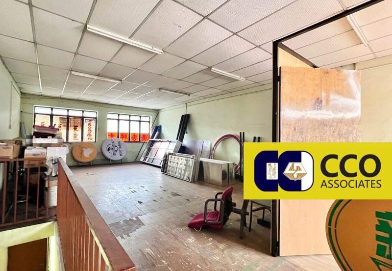 Jalan Pasir Puteh, Station 18