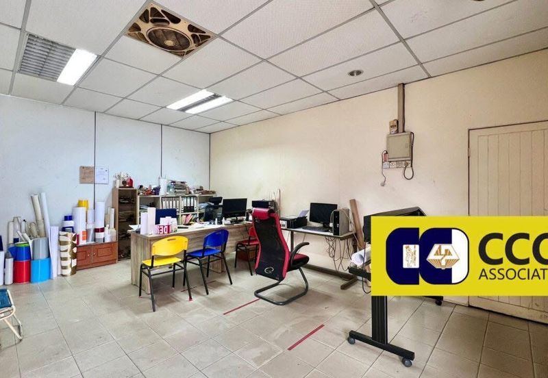 Jalan Pasir Puteh, Station 18