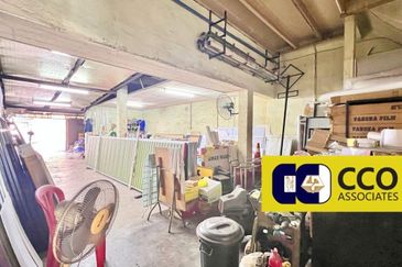 Jalan Pasir Puteh, Station 18