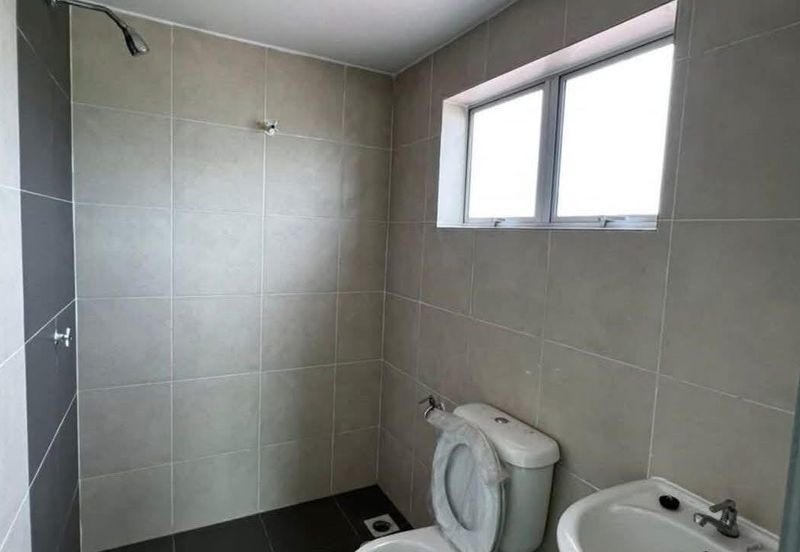 DESA LAHAT SRI -WANG