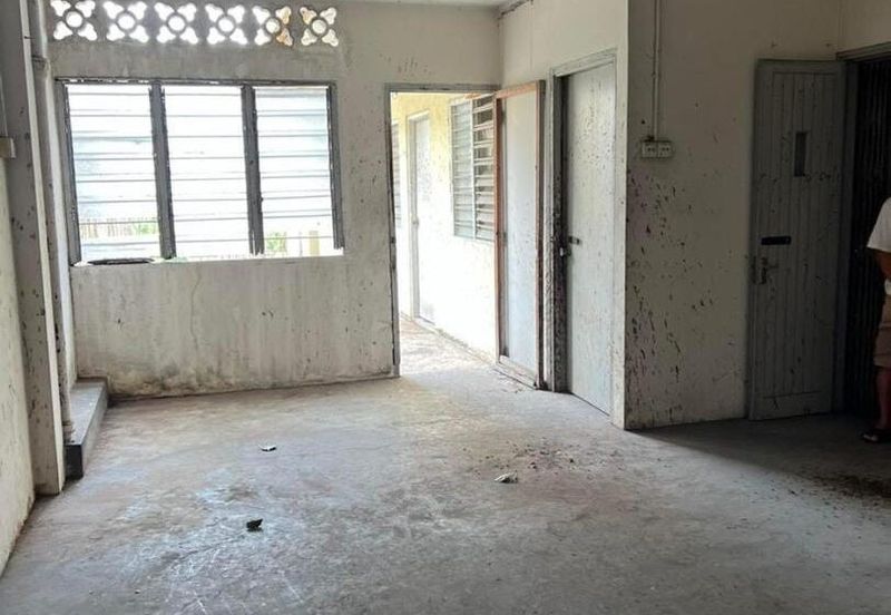 Jalan Pasir Puteh, Station 18