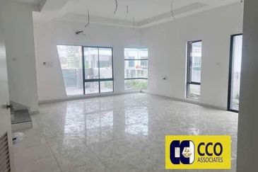 1-ACASIA @ PANORAMA LAPANGAN AKASIA