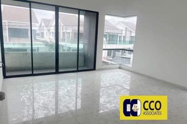 1-ACASIA @ PANORAMA LAPANGAN AKASIA