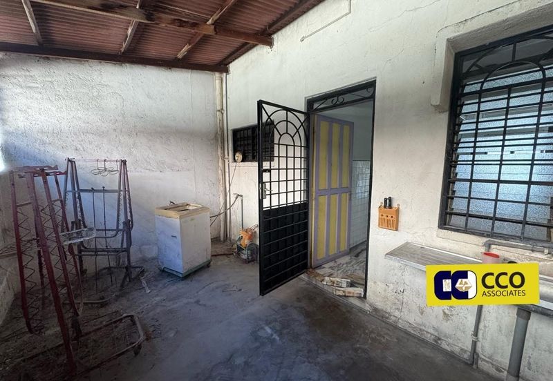 TAMAN BANDAR BARU MENGLEMBU