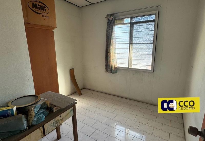 TAMAN BANDAR BARU MENGLEMBU