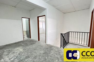 TAMAN RASI, MENGLEMBU